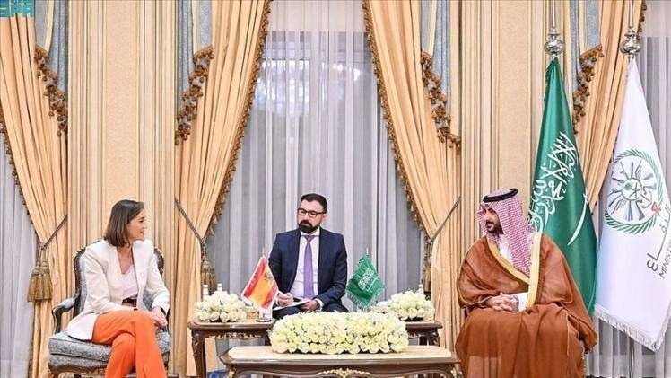 Saudi Ministry of Defense and GAMI sign a memorandum of understanding with the Spanish company Navantia to build combat ships for the RSNF