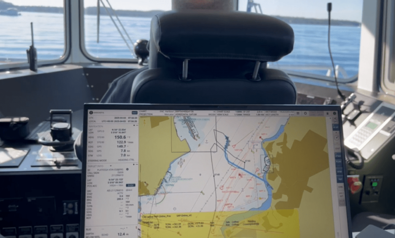 Anschütz successfully tests COLREG algorithm