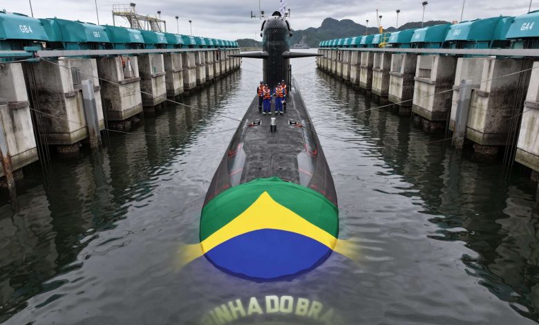 Launching of the Tonelero: the third Brazilian Scorpène® submarine entirely made in Brazil